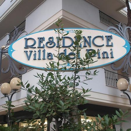 Residence Villa Dei Pini Ρίμινι Εξωτερικό φωτογραφία