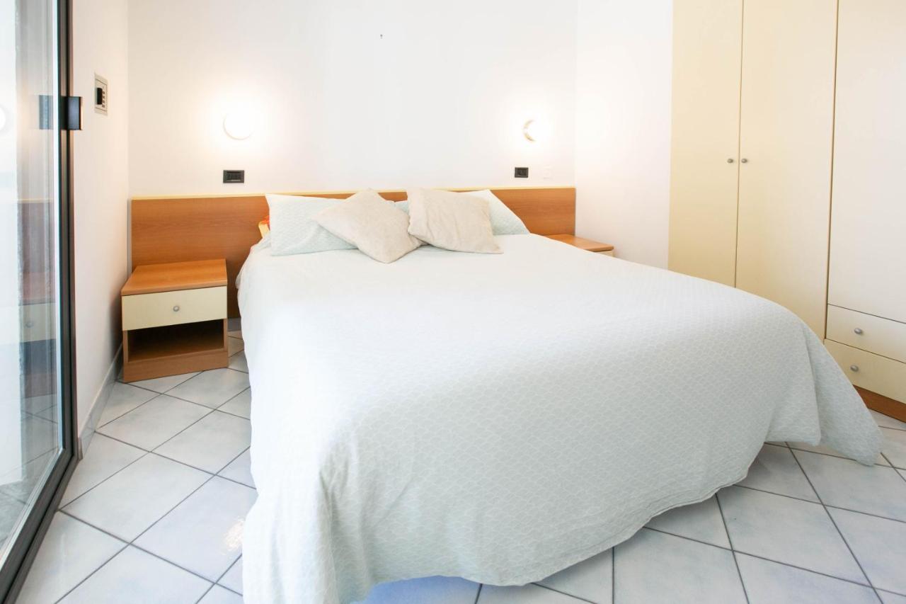 Residence Villa Dei Pini Ρίμινι Εξωτερικό φωτογραφία