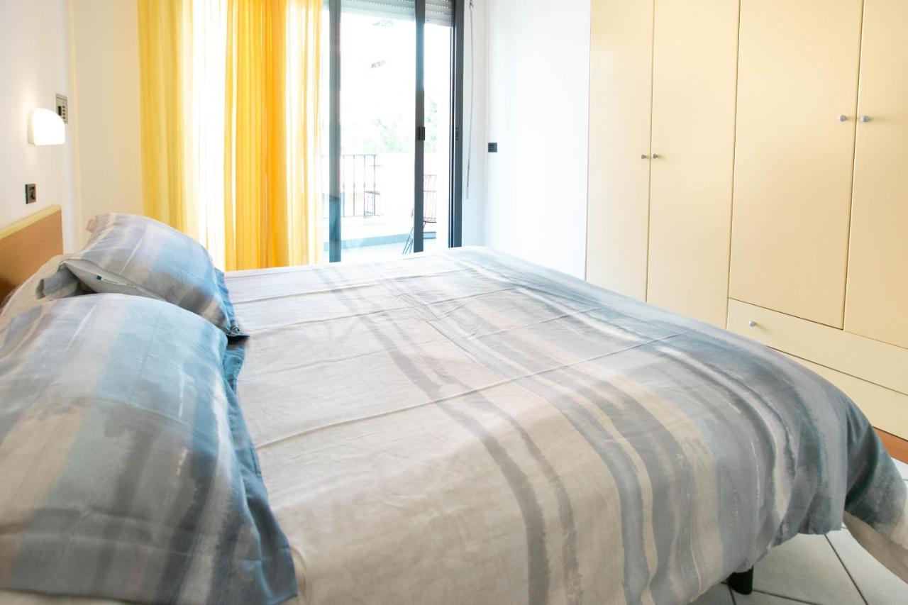 Residence Villa Dei Pini Ρίμινι Εξωτερικό φωτογραφία