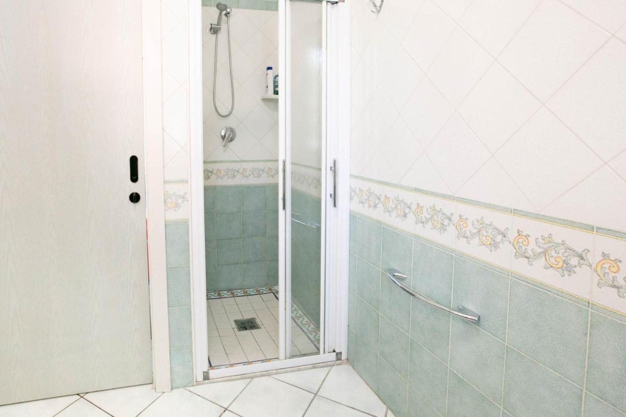 Residence Villa Dei Pini Ρίμινι Εξωτερικό φωτογραφία