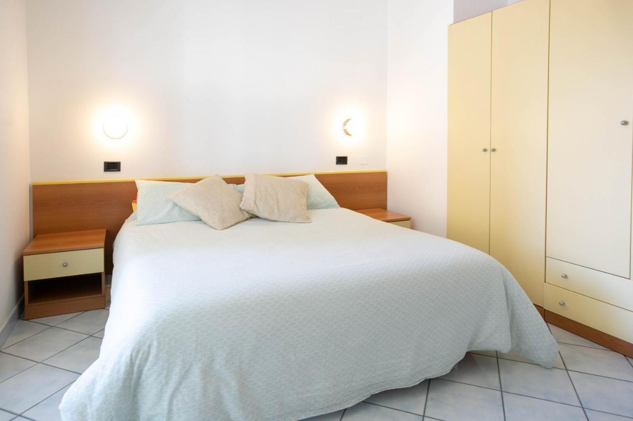 Residence Villa Dei Pini Ρίμινι Εξωτερικό φωτογραφία