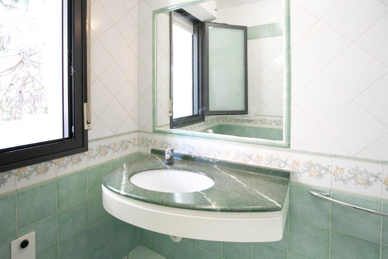 Residence Villa Dei Pini Ρίμινι Εξωτερικό φωτογραφία