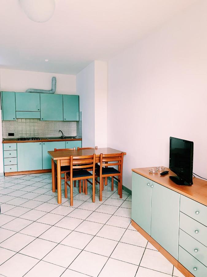 Residence Villa Dei Pini Ρίμινι Εξωτερικό φωτογραφία